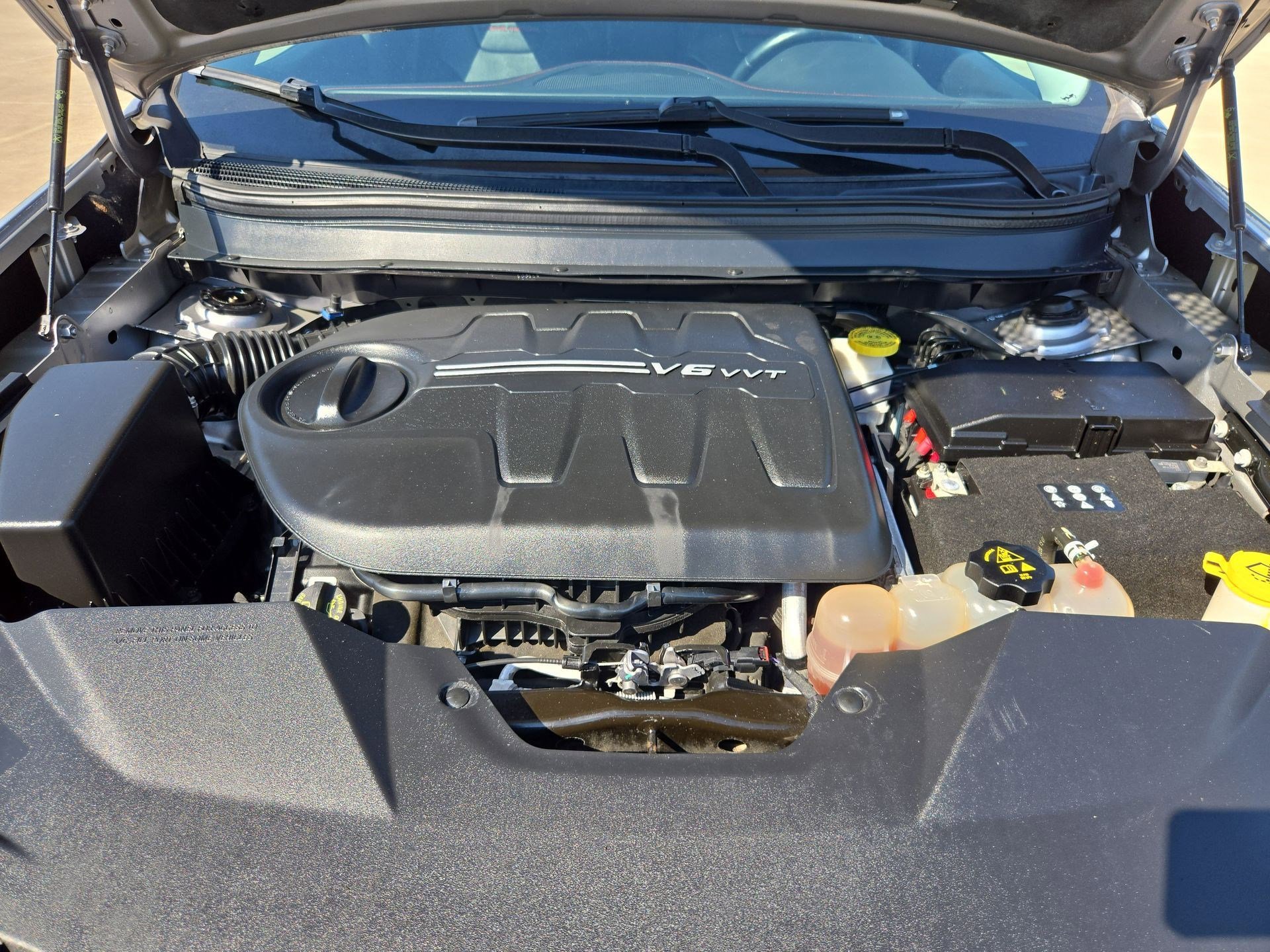 Used 2019 Jeep Cherokee Trailhawk AWD/4WD image 33