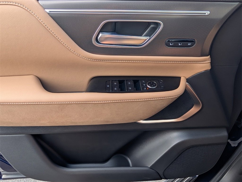 New 2026 INFINITI QX80 Luxe w/ Exterior Package image 14