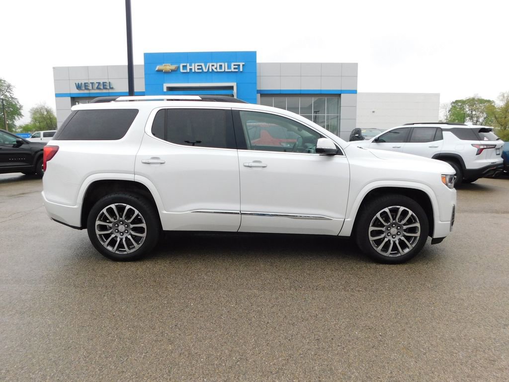 Used 2023 GMC Acadia Denali w/ Denali Technology Package AWD/4WD image 2