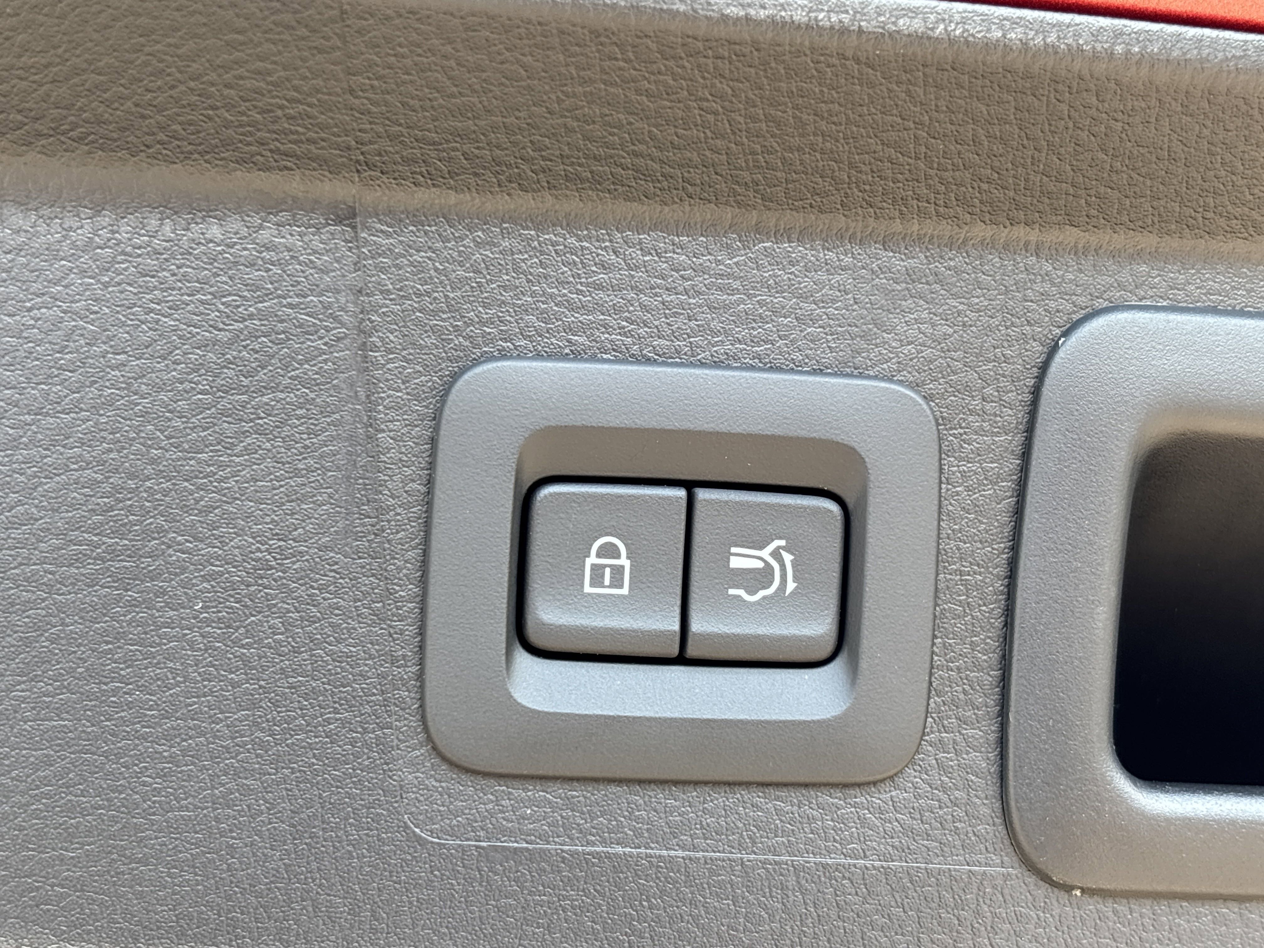 New 2026 MAZDA CX-50 AWD 2.5 Hybrid w/ Premium Pkg image 9