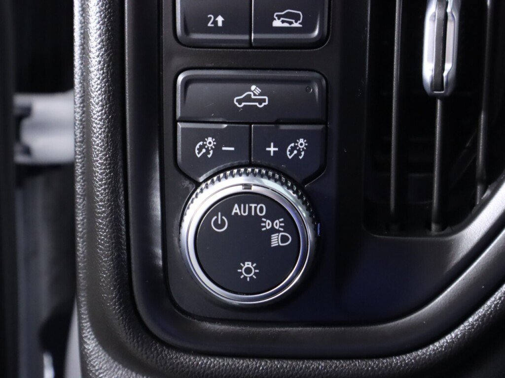 Used 2024 GMC Sierra 1500 Pro w/ Pro Value Package AWD/4WD image 10