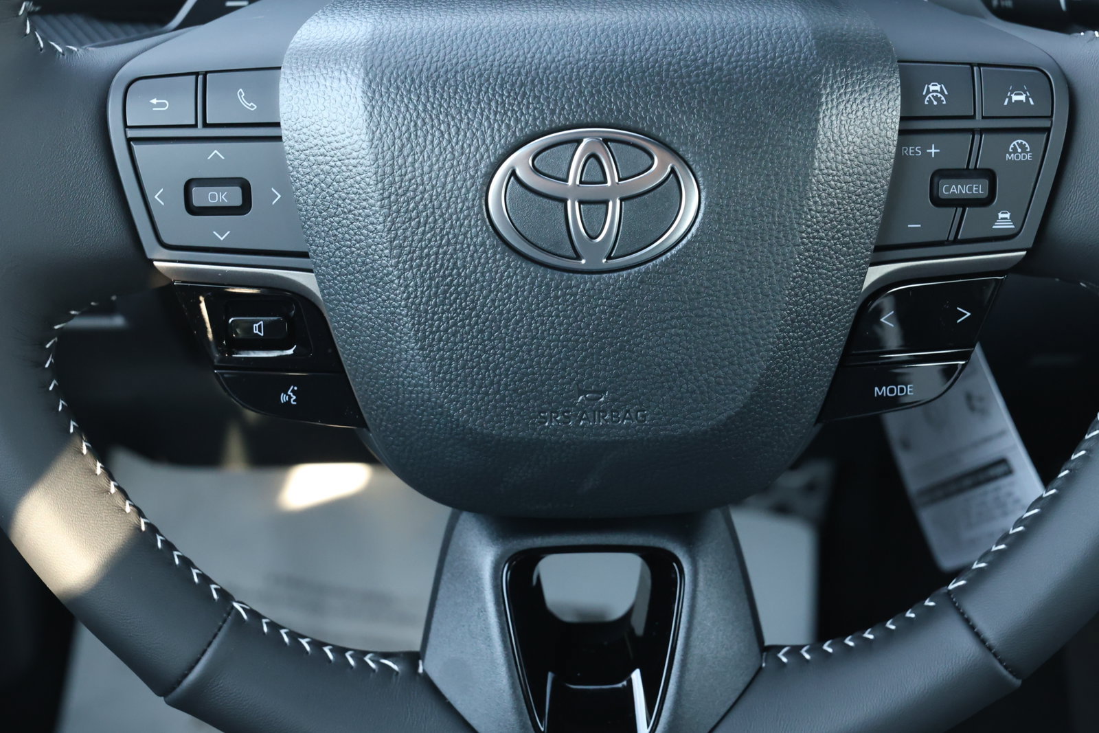 New 2026 Toyota Camry SE w/ Convenience Package FWD image 18