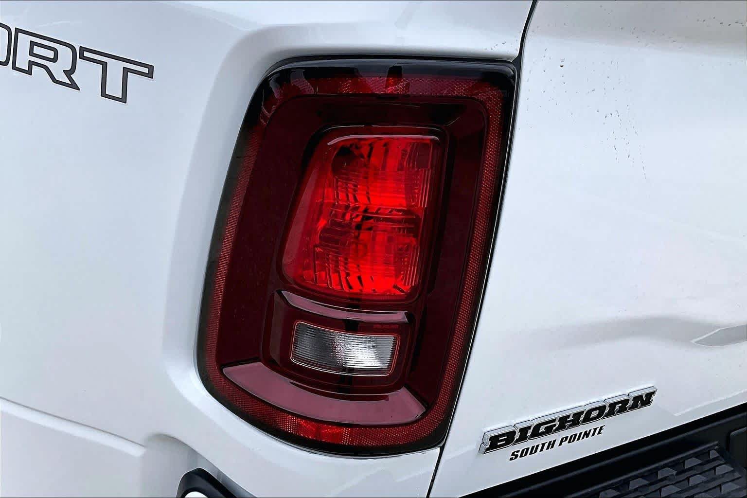 New 2027 RAM 3500 Big Horn AWD/4WD image 14