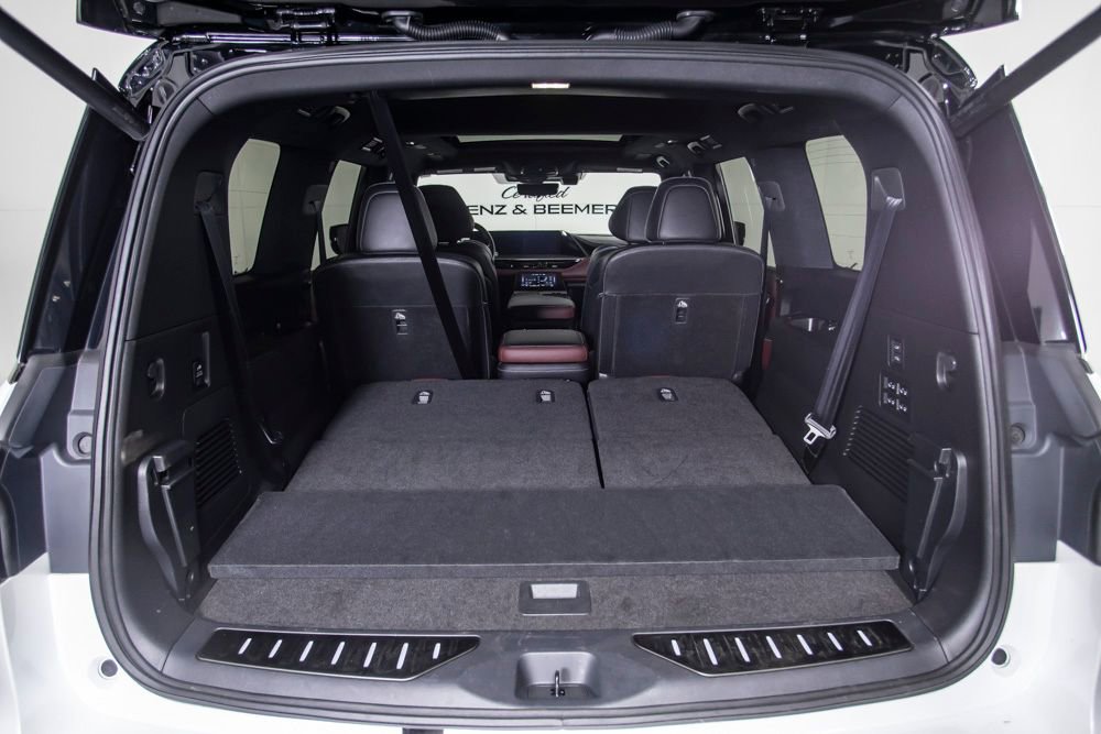 Used 2025 INFINITI QX80 Autograph w/ Autograph Exterior Package AWD/4WD image 10