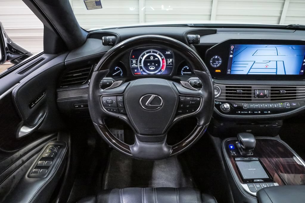 Used 2021 Lexus LS 500 w/ Interior Upgrade Package RWD image 20