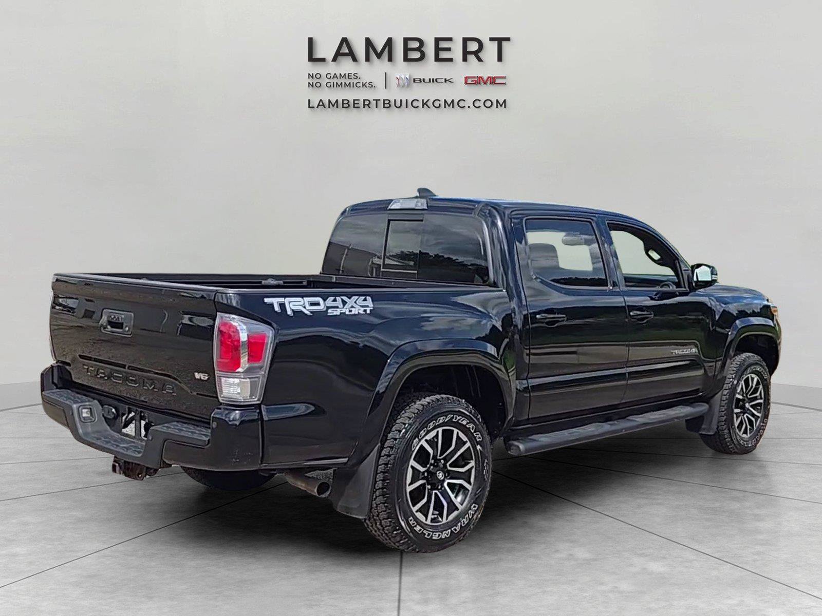Used 2021 Toyota Tacoma TRD Sport w/ Technology Package AWD/4WD image 5