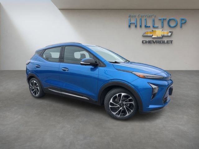 Used 2022 Chevrolet Bolt EUV Premier w/ Sun & Sound Package image 2