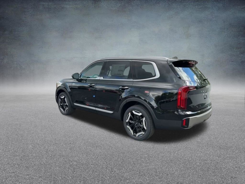 Used 2025 Kia Telluride S image 16