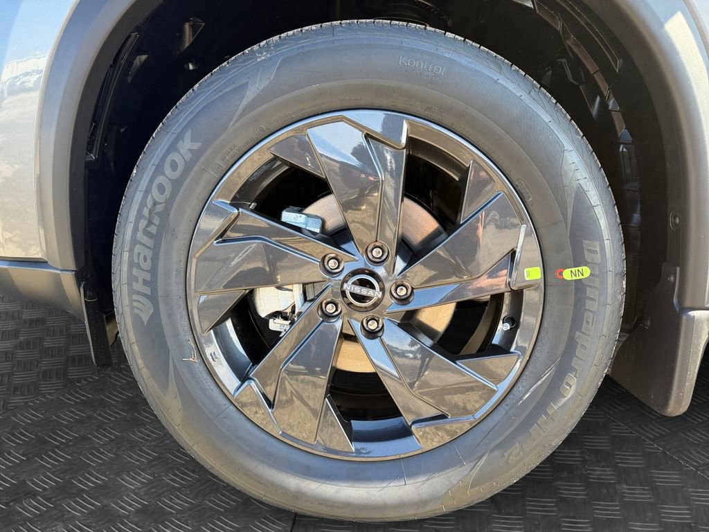 New 2026 Nissan Rogue SV image 20