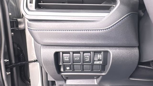 New 2025 Subaru Forester Limited image 33