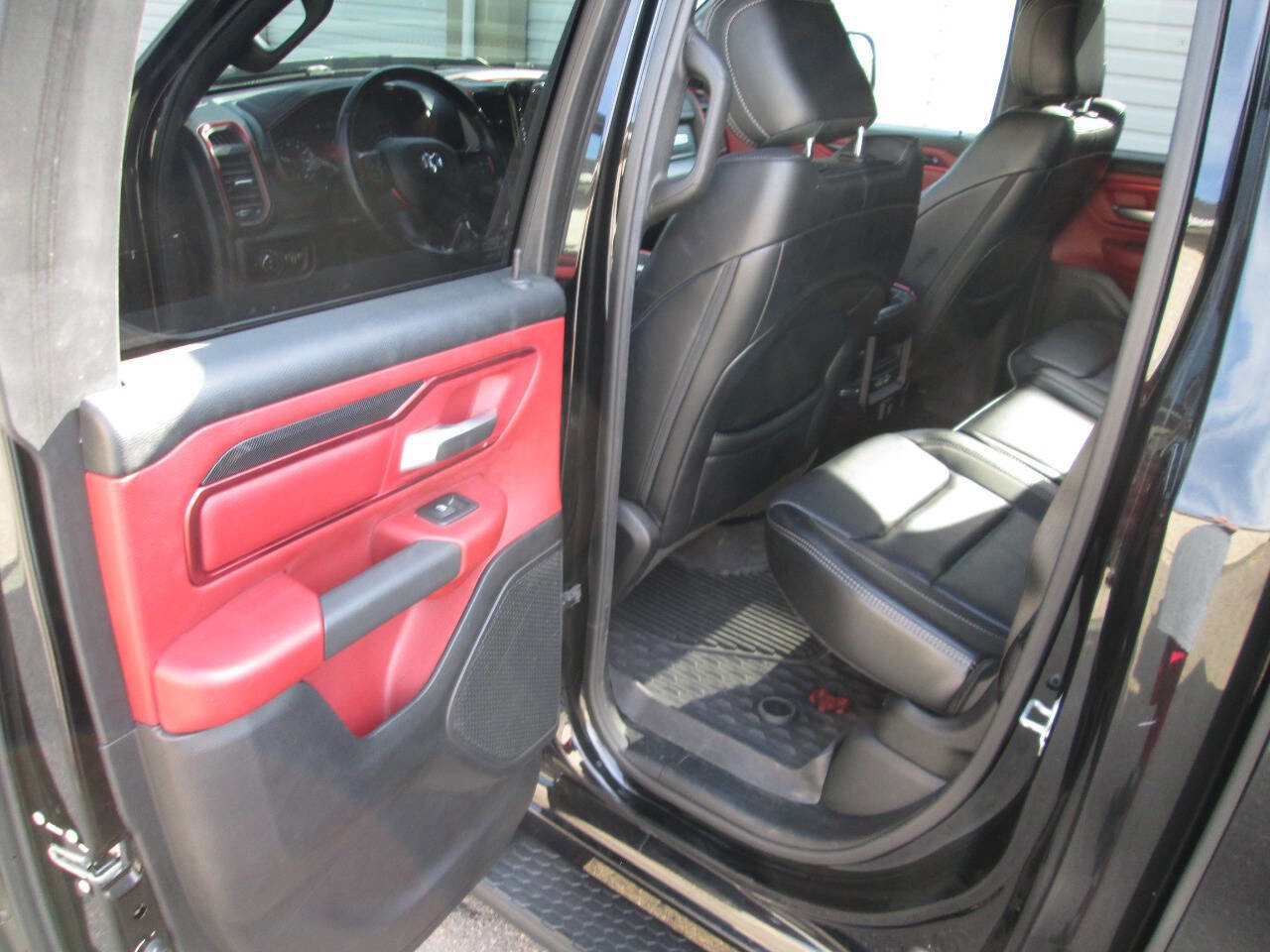 Used 2019 RAM 1500 Rebel w/ Rebel Level 2 Equipment Group AWD/4WD image 22