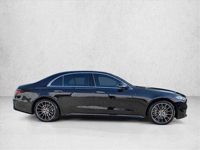 Used 2022 Mercedes-Benz S 500 4MATIC image 4