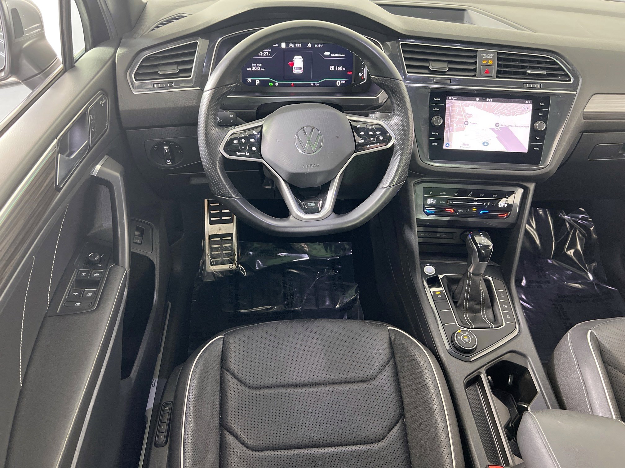 Used 2022 Volkswagen Tiguan SEL R-Line image 23