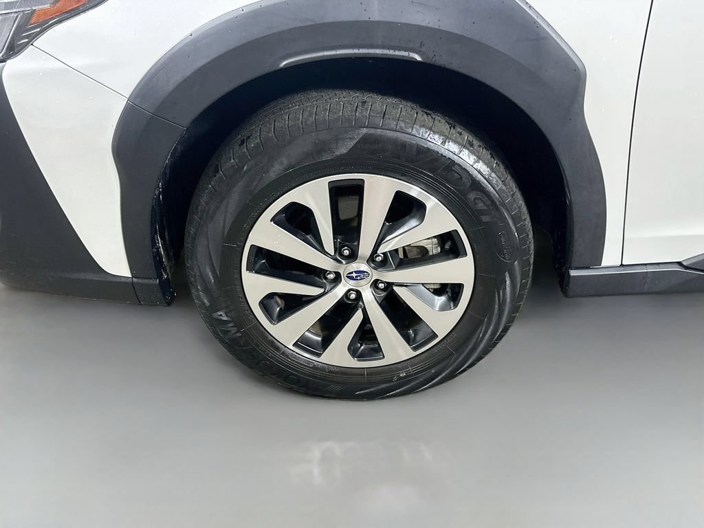 Used 2024 Subaru Outback Premium AWD/4WD image 8