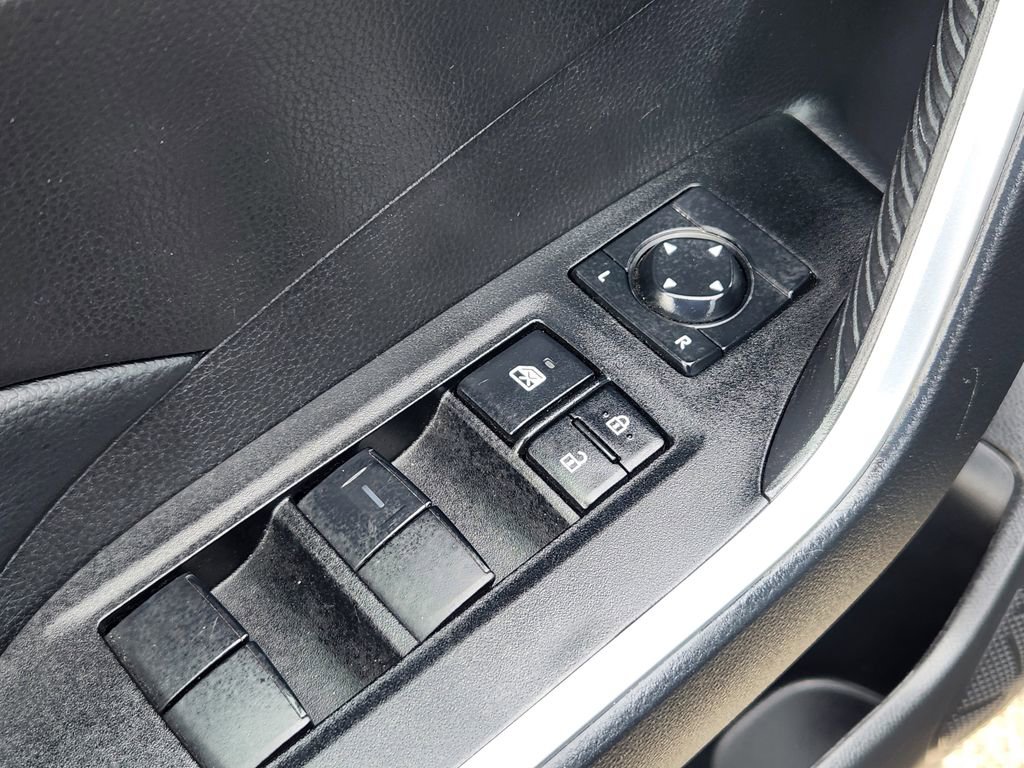 Used 2025 Toyota RAV4 LE image 15