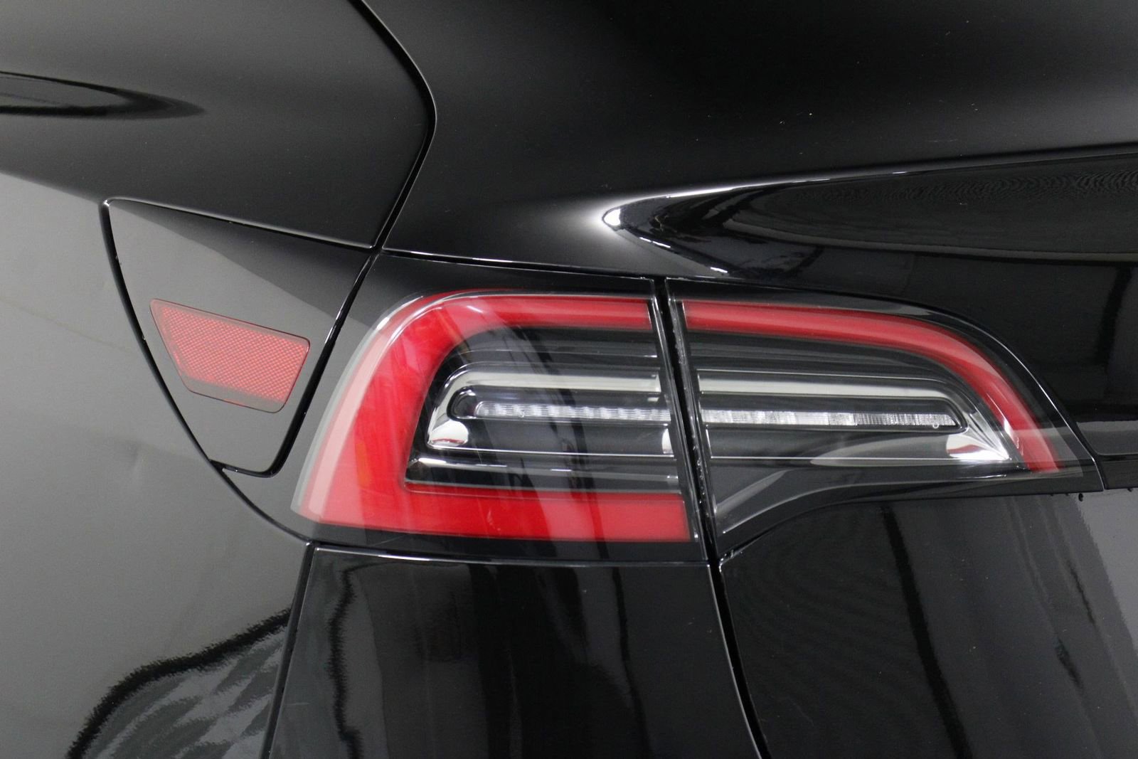 Used 2021 Tesla Model 3 Long Range image 18