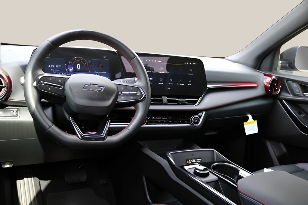 Used 2025 Chevrolet Equinox RS w/ Safety and Technology Package FWD image 14