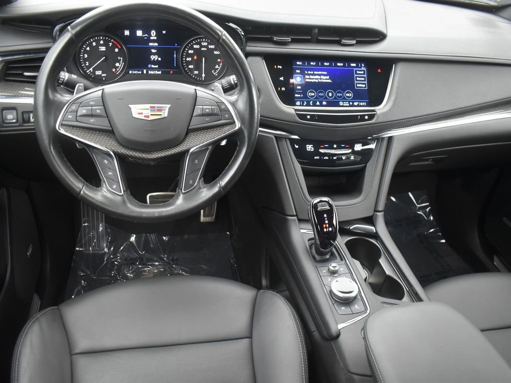 Used 2022 Cadillac XT5 Sportv w/ LPO, ONYX Package image 14