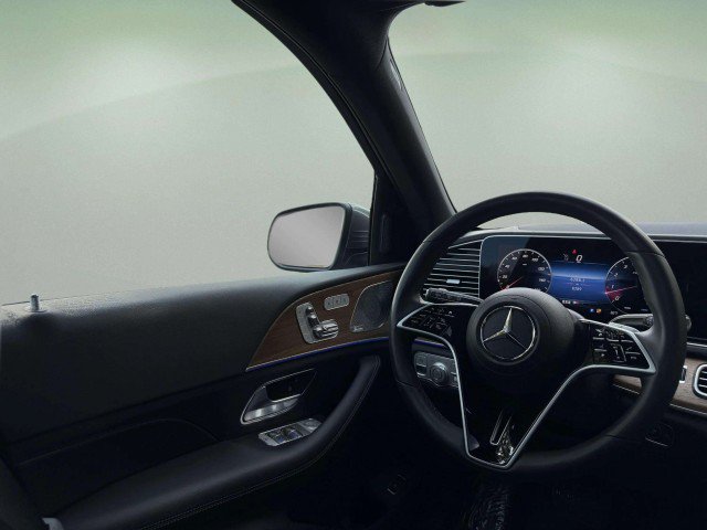 Certified 2026 Mercedes-Benz GLE 350 4MATIC image 12