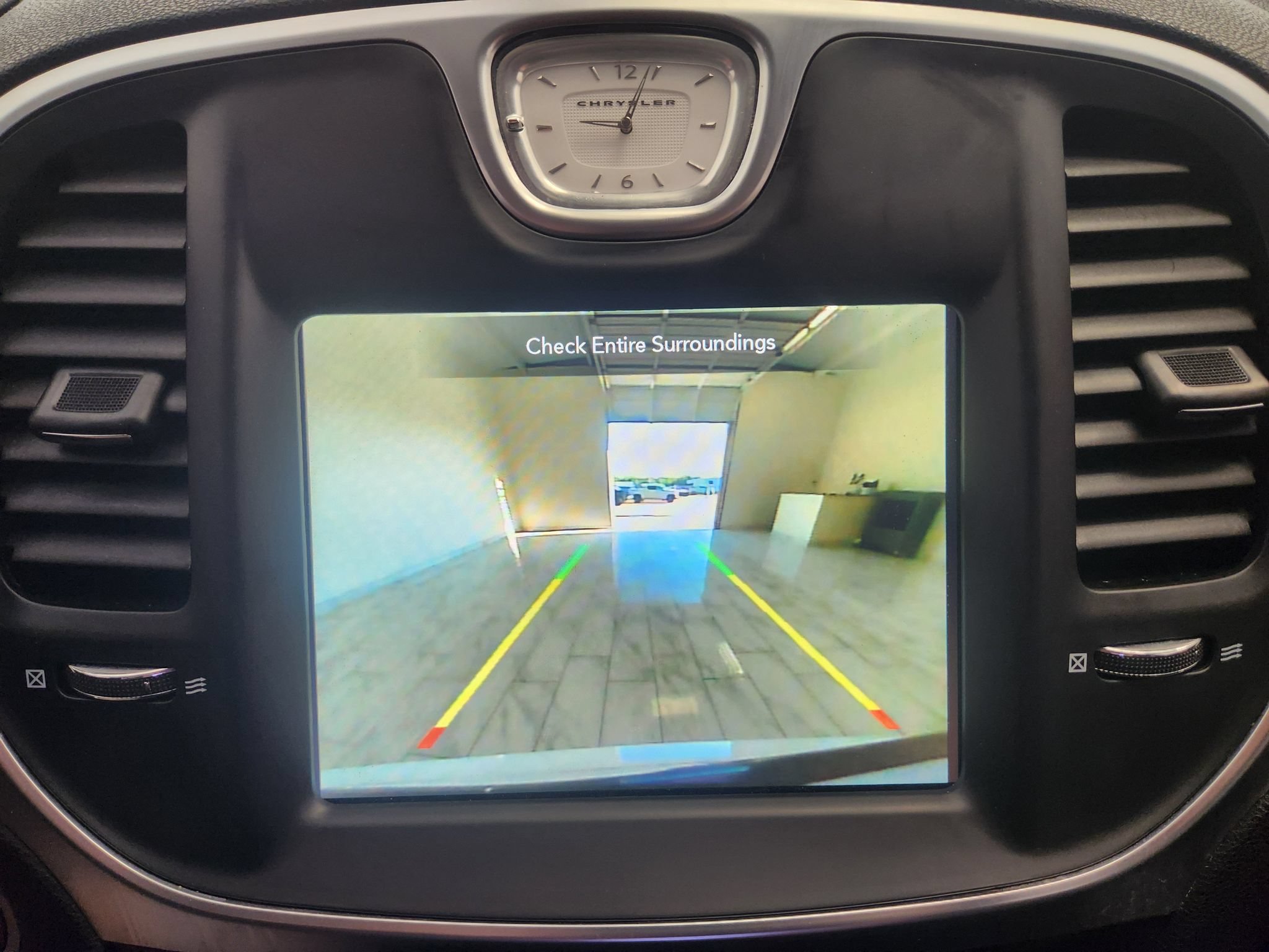 Used 2022 Chrysler 300 Touring L RWD image 16