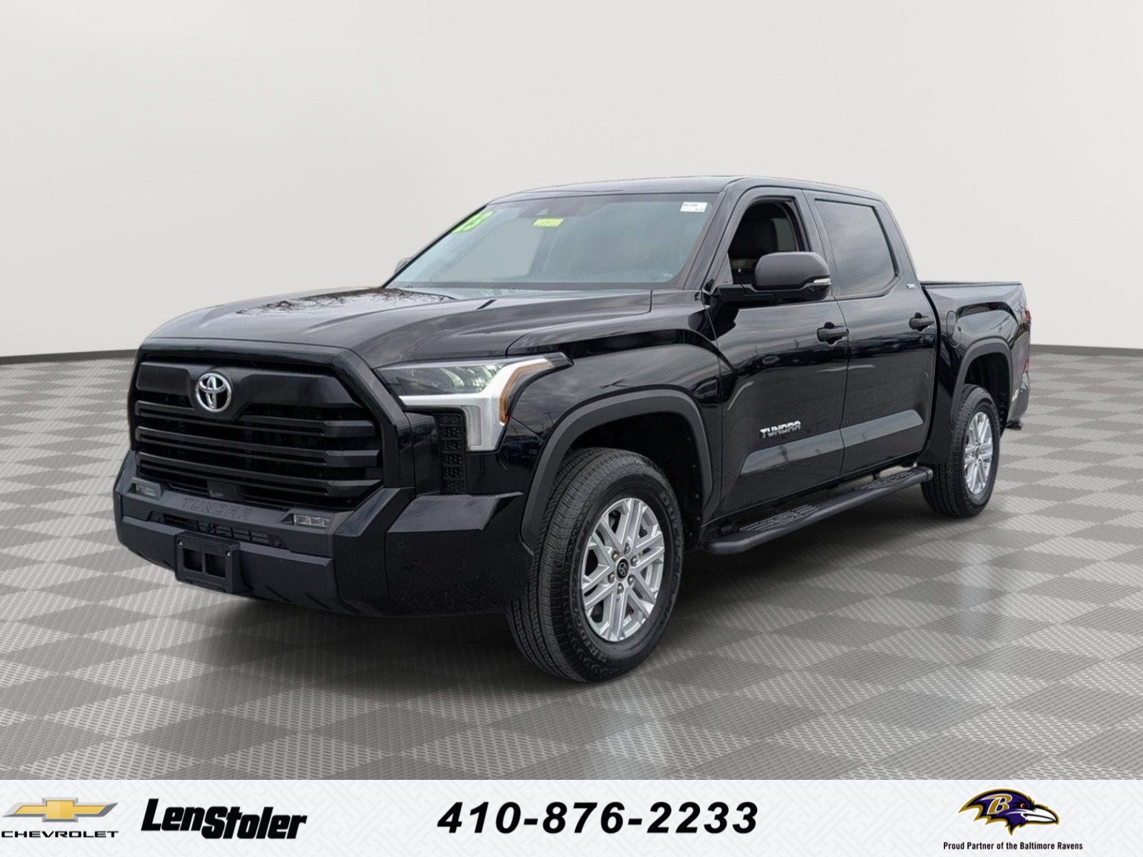 Used 2023 Toyota Tundra SR5 w/ SR5 Convenience Package AWD/4WD image 1