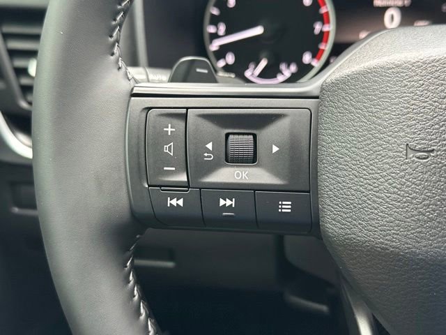 Used 2026 Nissan Rogue SV AWD/4WD image 38
