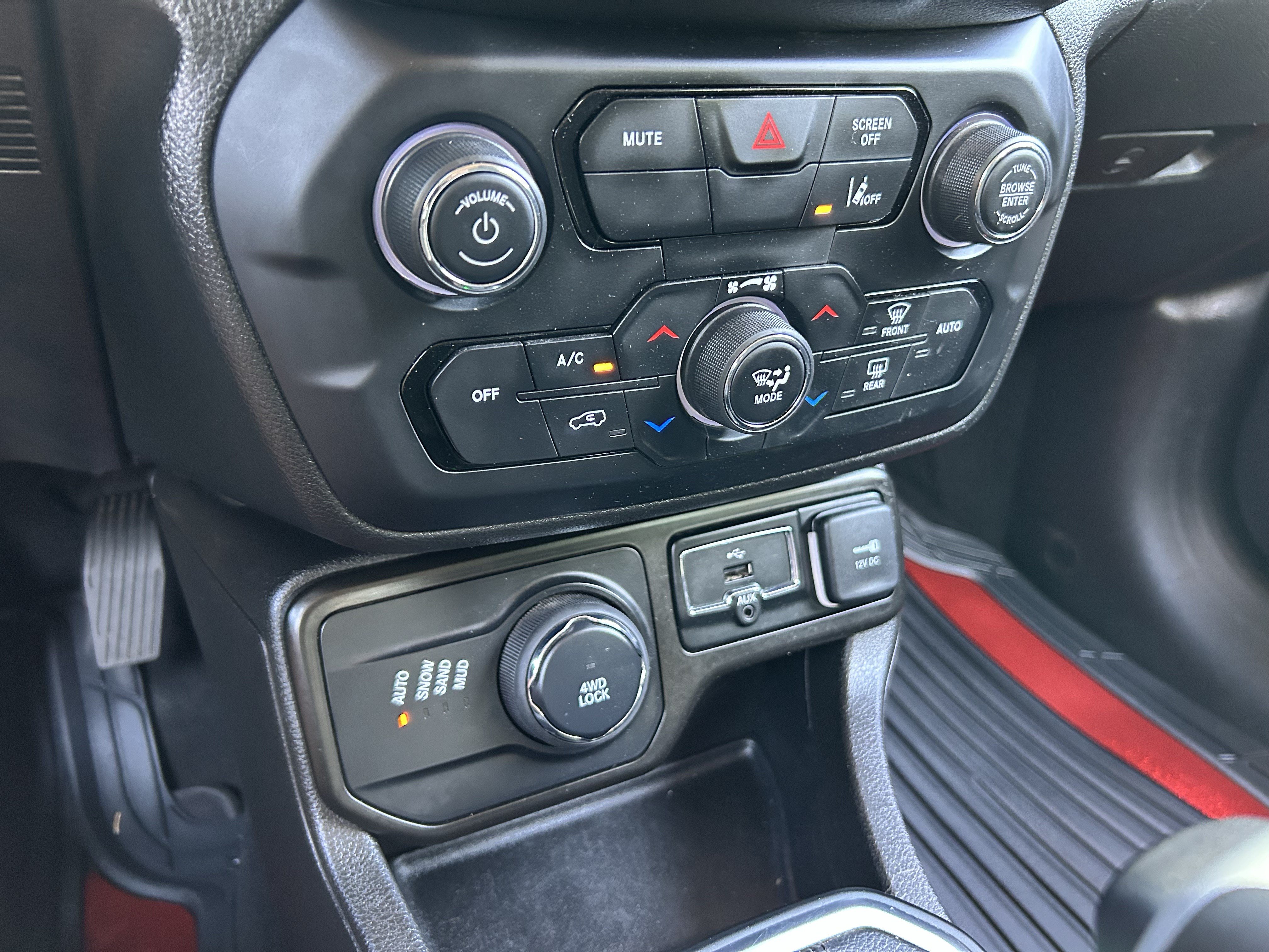 Used 2021 Jeep Renegade Sport AWD/4WD image 23