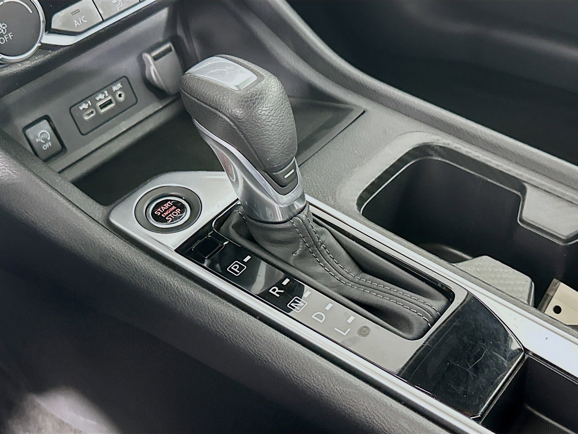 Used 2024 Nissan Sentra SV image 23