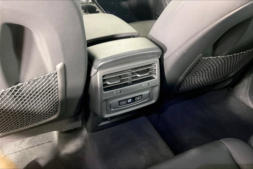Used 2025 Audi Q7 3.0T Premium Plus AWD/4WD image 31