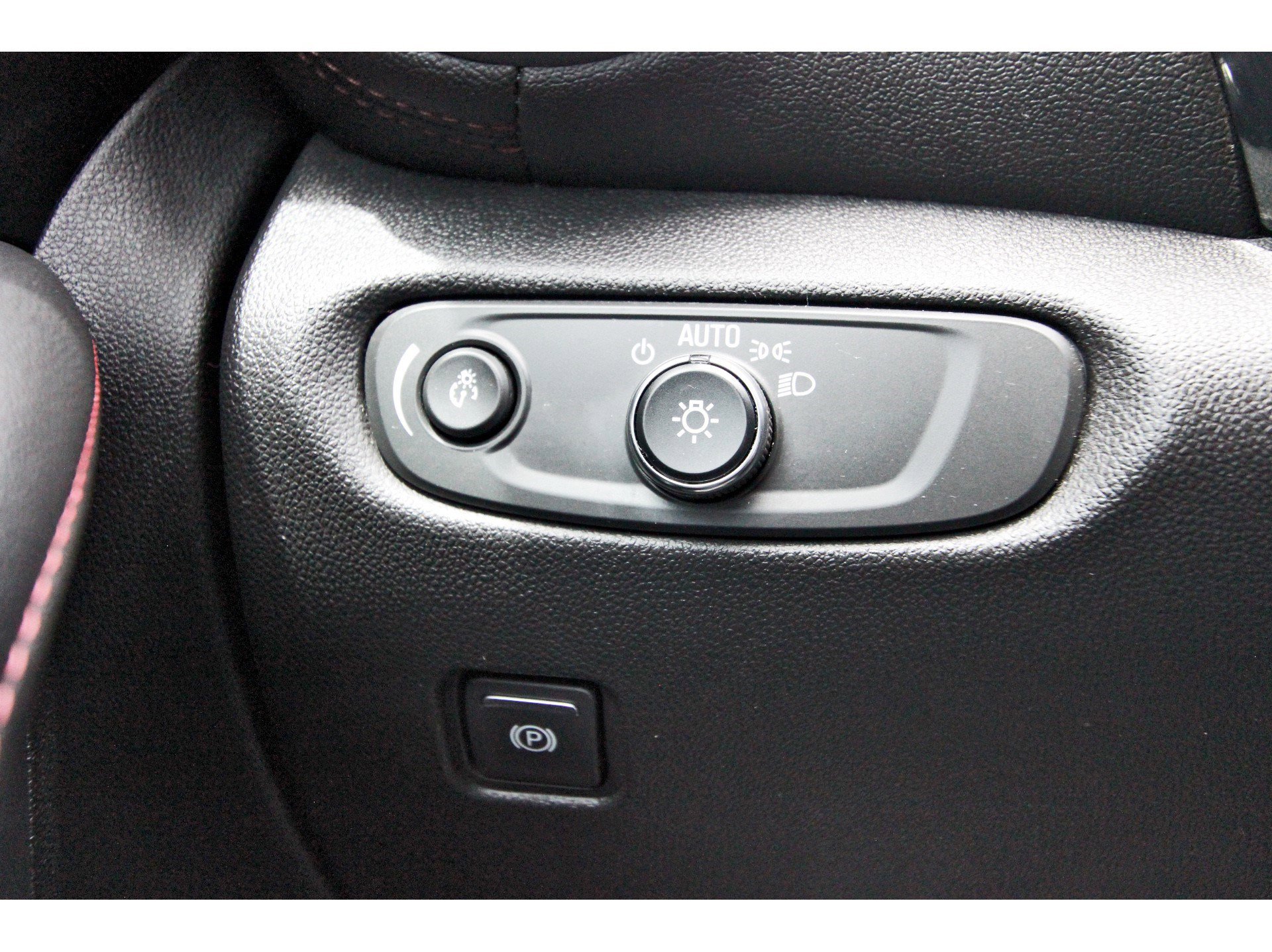 Used 2020 Chevrolet Blazer RS image 21