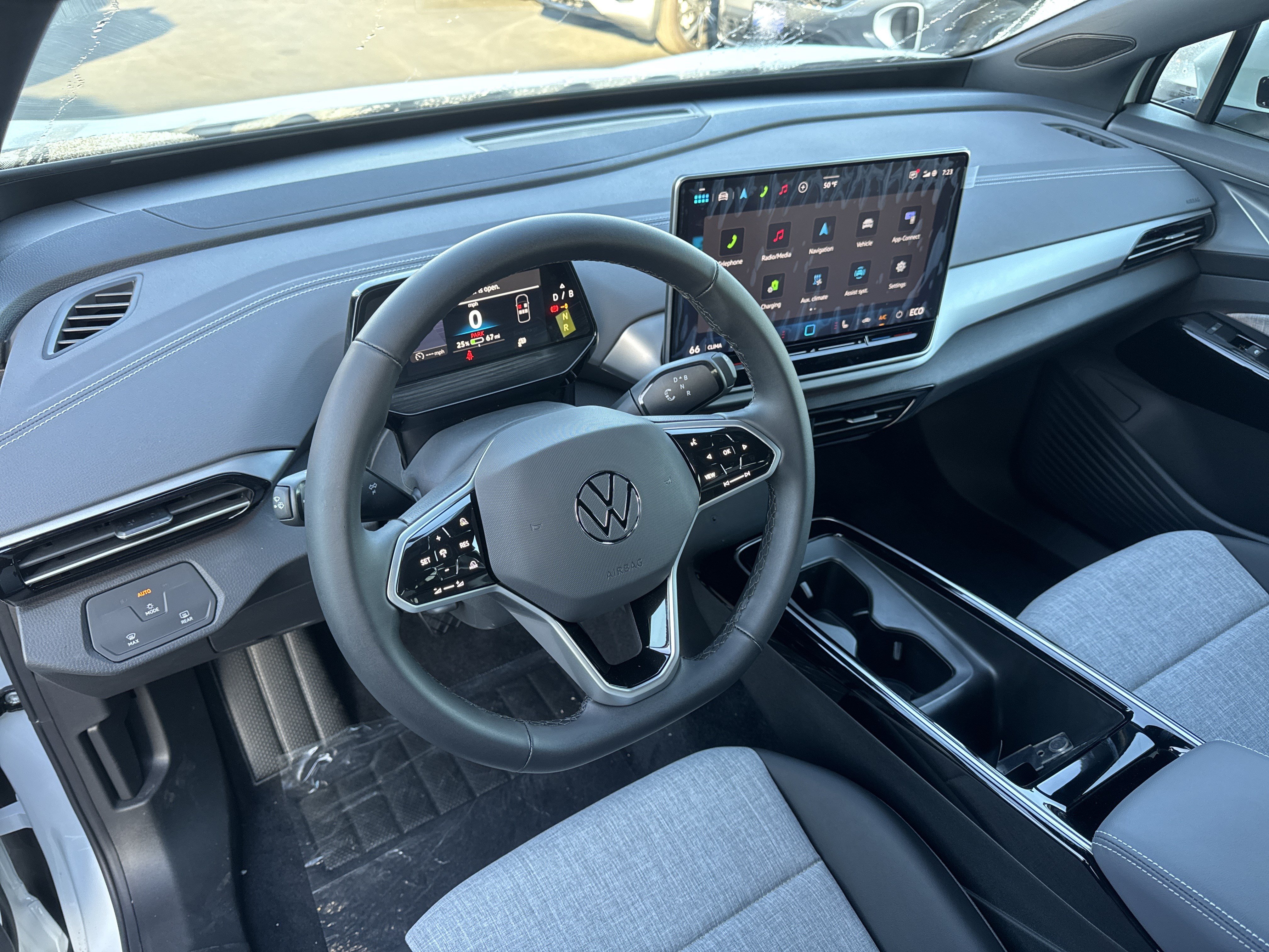New 2026 Volkswagen ID.4 Pro RWD image 16