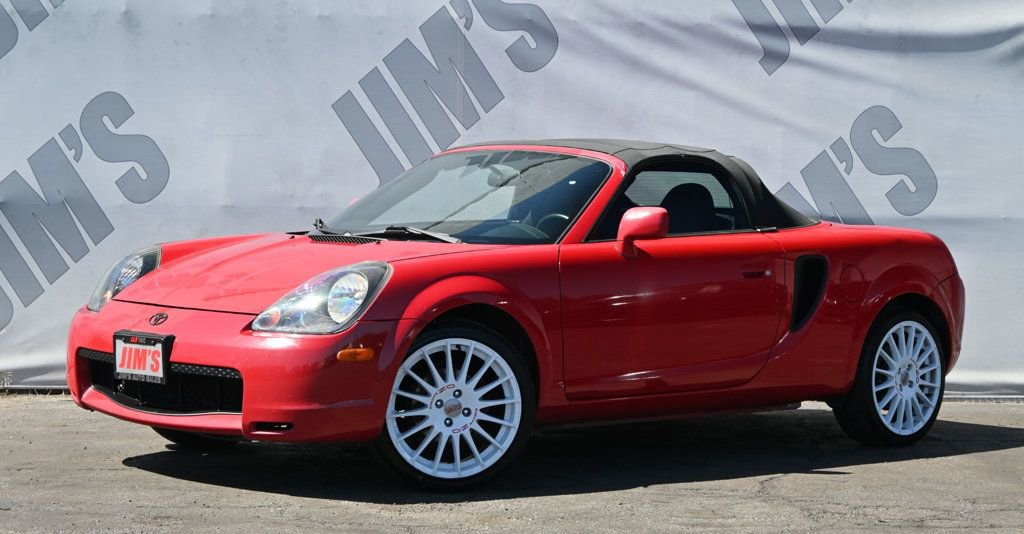 Used 2002 Toyota MR2 image 1