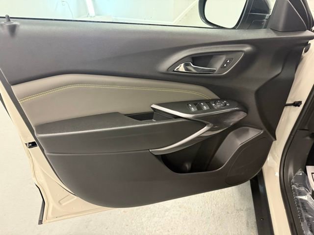 New 2026 Chevrolet Trax ACTIV w/ Driver Confidence Package image 13