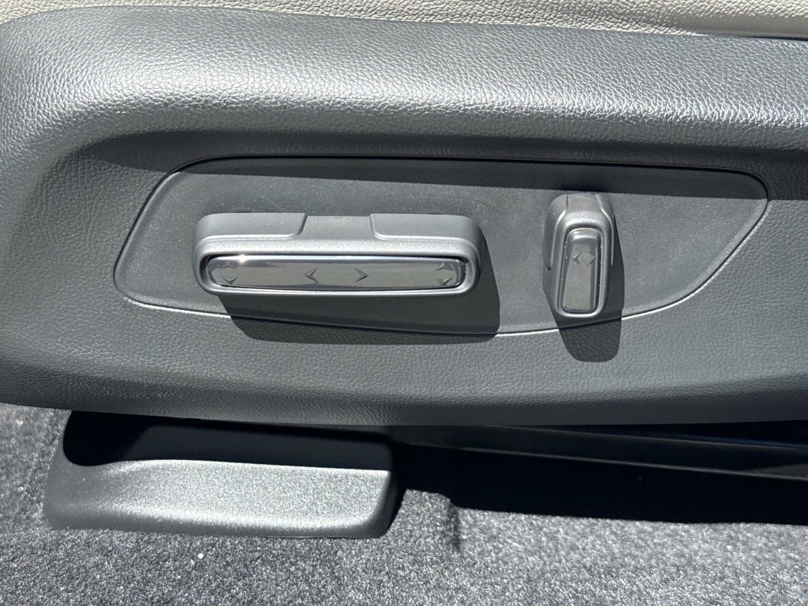New 2027 Honda HR-V EX-L image 18