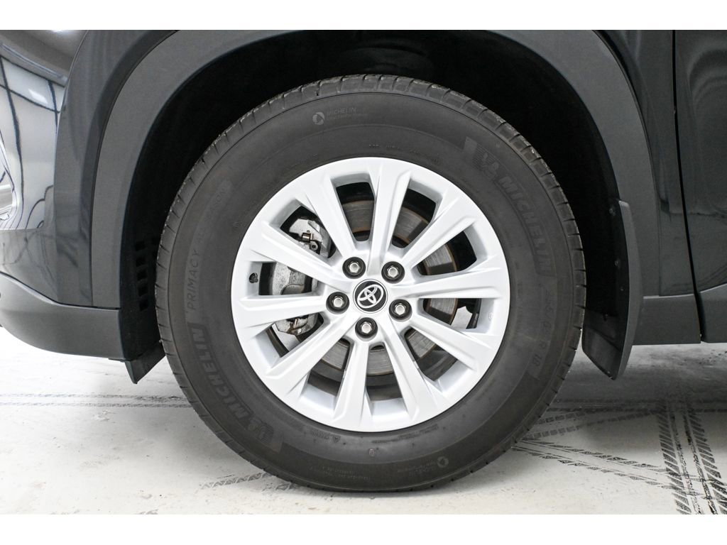 Used 2024 Toyota Grand Highlander XLE image 23