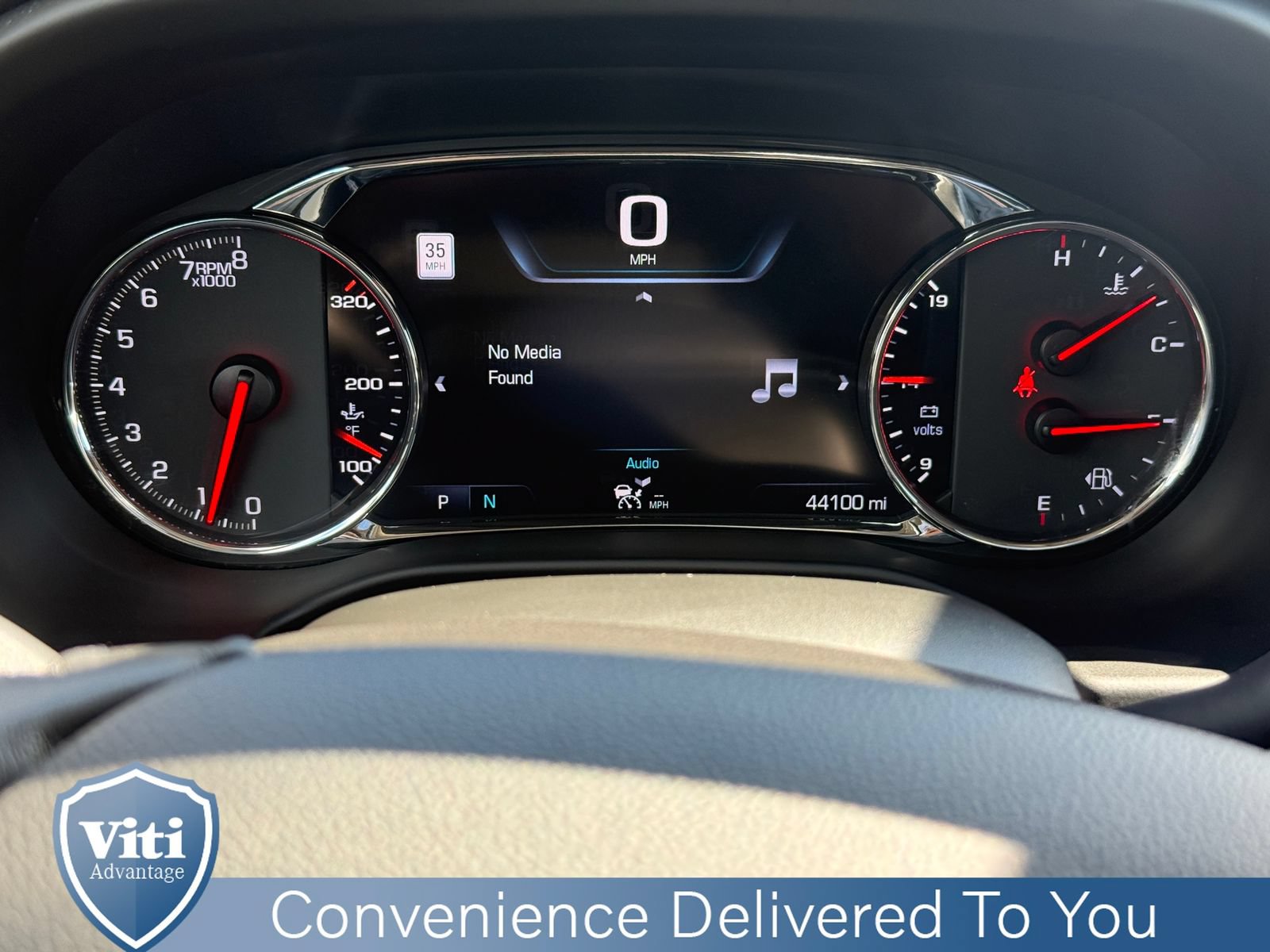 Used 2017 GMC Acadia Denali w/ Technology Package AWD/4WD image 33