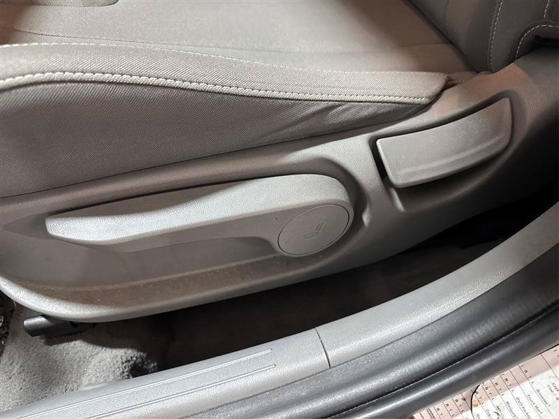Used 2024 Hyundai Elantra SEL FWD image 19