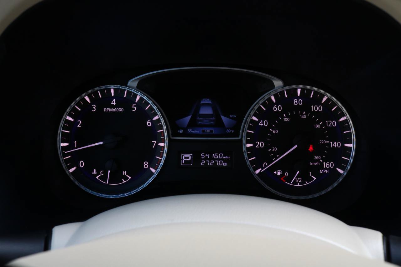 Used 2013 INFINITI JX35 AWD w/ Premium Pkg image 24
