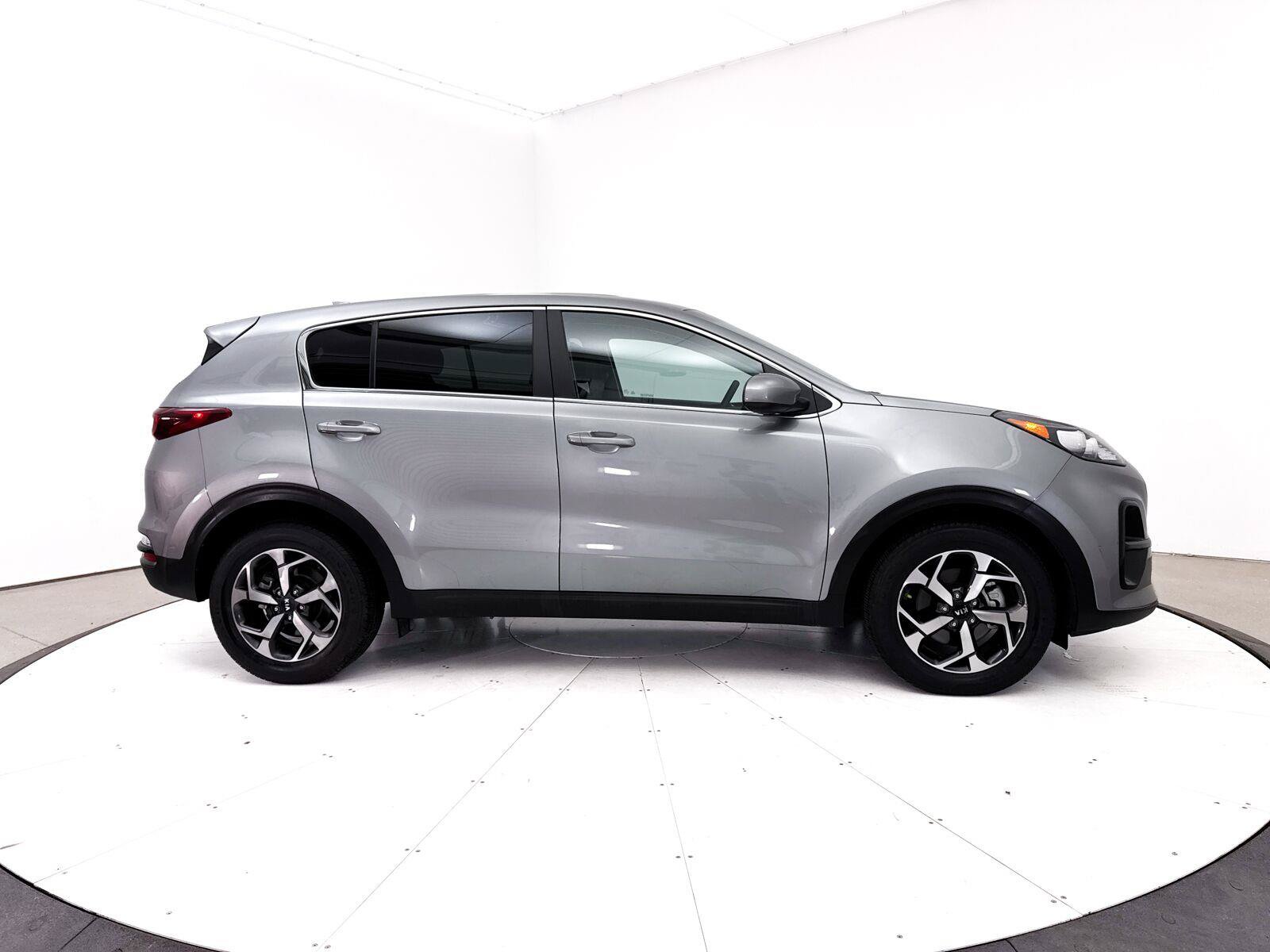Used 2022 Kia Sportage LX FWD image 37