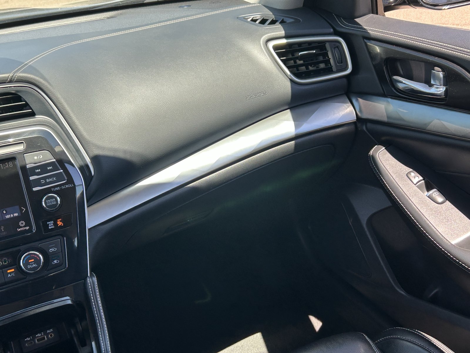 Used 2023 Nissan Maxima SV w/ Floor Mat Group FWD image 17