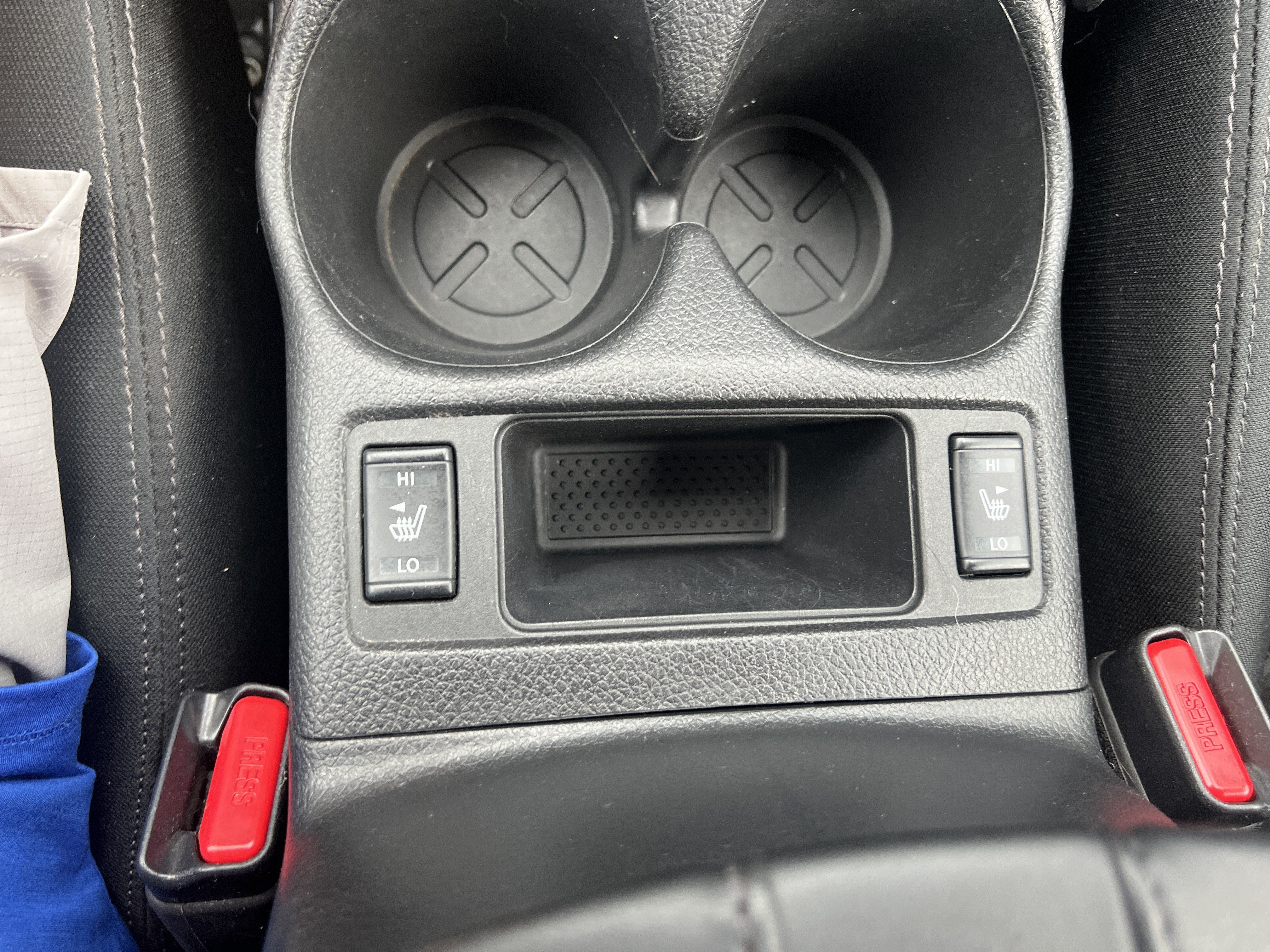 Used 2019 Nissan Rogue SV AWD/4WD image 27