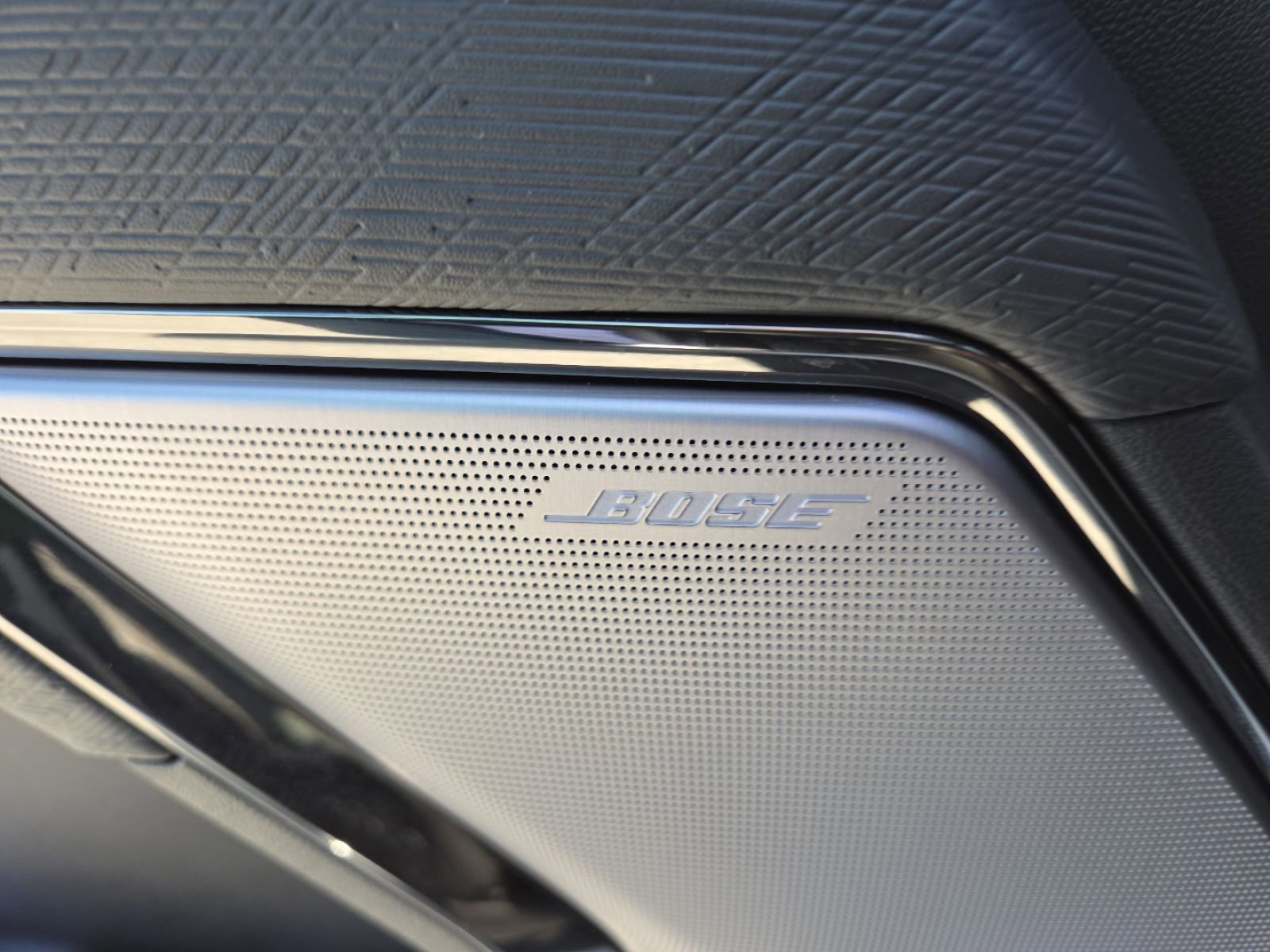 New 2026 GMC Sierra 2500 AT4X w/ LPO, Black Badging Package image 15