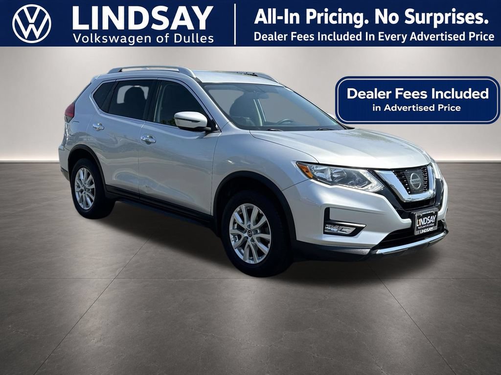 Used 2017 Nissan Rogue SV AWD/4WD image 1
