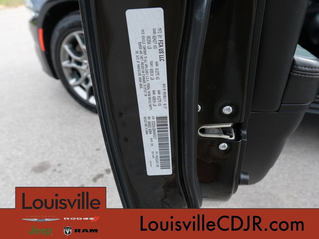 Used 2017 Dodge Charger SXT w/ AWD Plus Group image 38