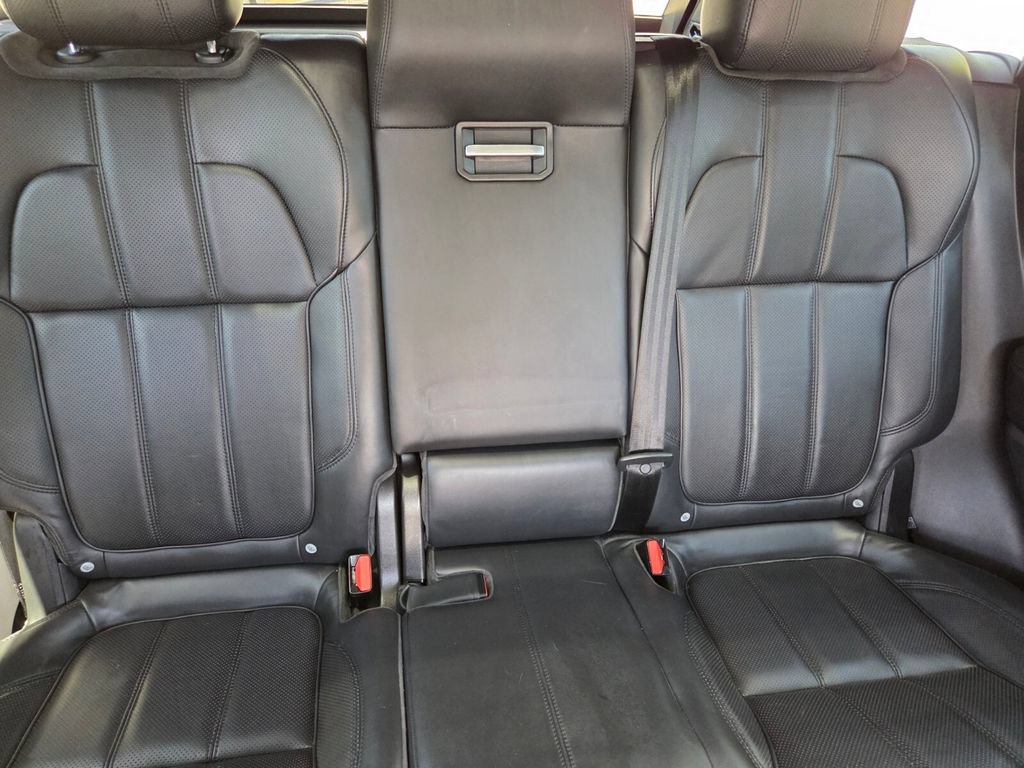 Used 2016 Land Rover Range Rover Sport HSE AWD/4WD image 32