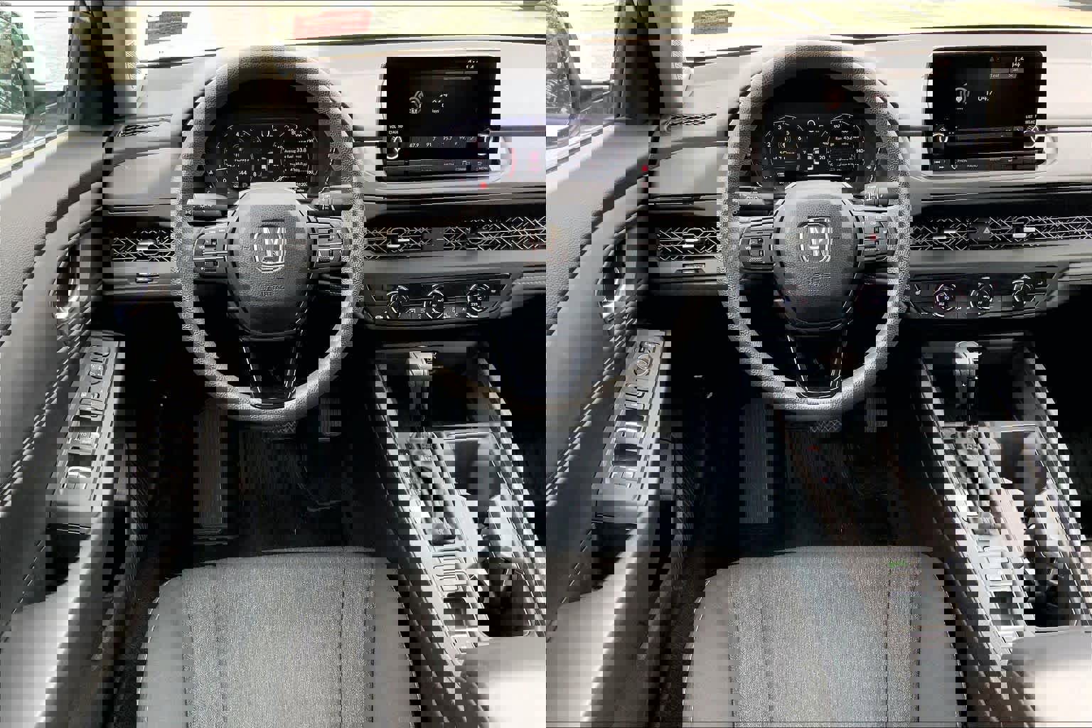 Used 2024 Honda Accord EX image 6