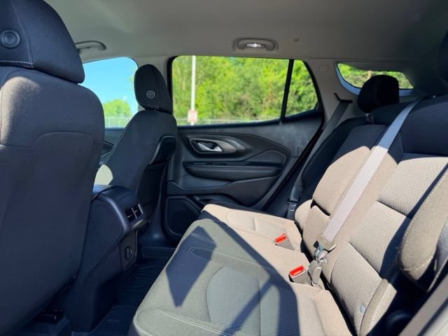 Used 2023 GMC Terrain SLE w/ Driver Convenience Package FWD image 26