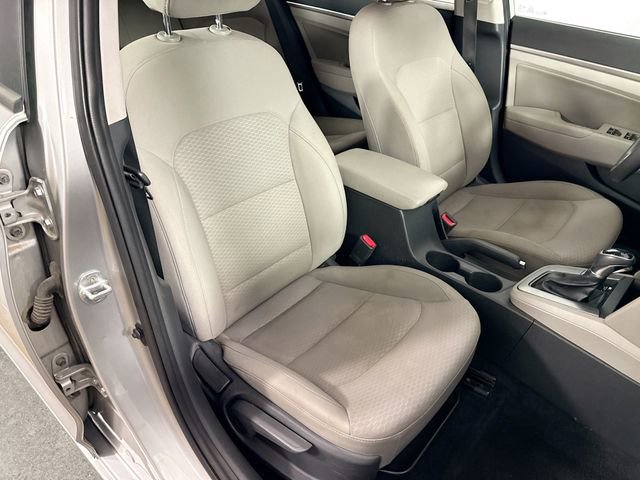 Used 2020 Hyundai Elantra SEL FWD image 41