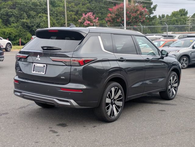New 2025 Mitsubishi Outlander SEL FWD image 3
