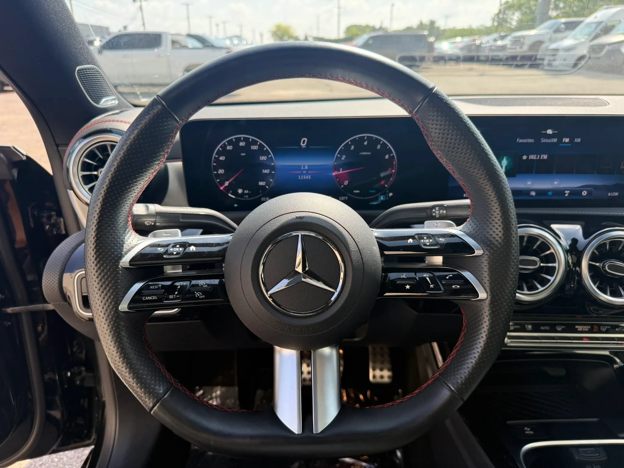 Used 2025 Mercedes-Benz CLA 250 4MATIC w/ AMG Night Package image 21